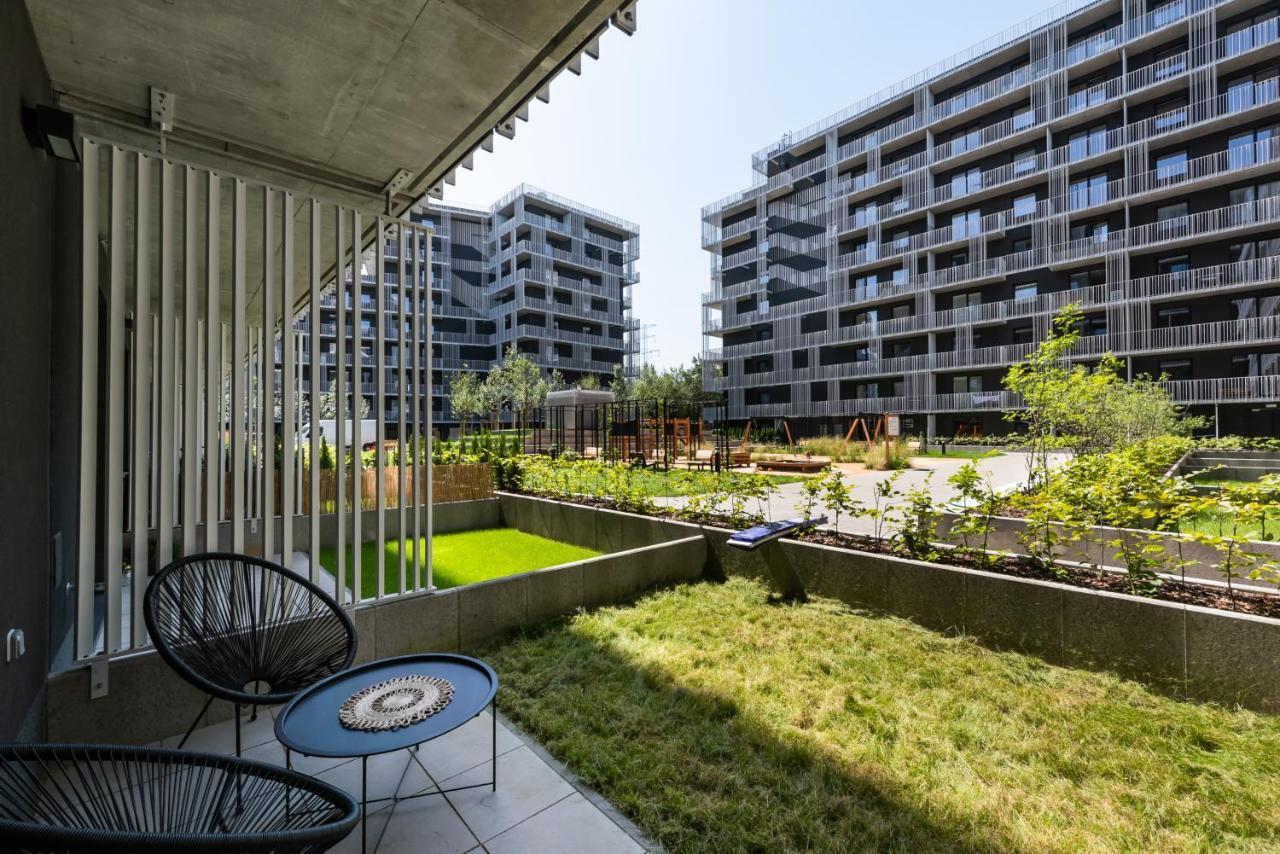 Wola Cosy White Apartment Varsovia Exterior foto